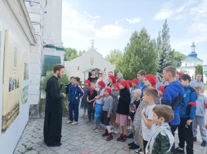 Воспитанники воскресной школы Покровского благочиния совершили паломническую поездку в Раифский монастырь