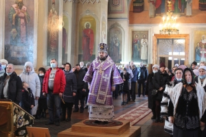 В Неделю Торжества Православия епископ Игнатий возглавил Божественную литургию в Свято-Никольском кафедральном соборе г. Чистополь