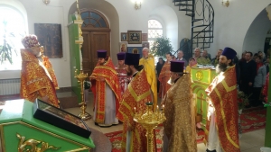 Божественная Литургия в храме Святой Троицы с. Новошешминск