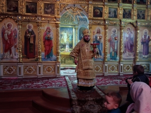 В Неделю 20-ю по Пятидесятнице епископ Игнатий совершил Божественную литургию в Свято-Никольском кафедральном соборе г. Чистополь