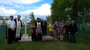 В Черемшанском благочинии почтили память священника и всех с ним за веру убиенных