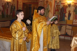 В новогоднюю ночь в Алексеевском прошла Божественная литургия