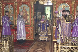 В Неделю Торжества Православия епископ Пармен совершил Литургию в храме Воскресения Христова п.г.т. Алексеевское