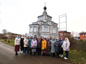 Прихожане храмов Алексеевского благочиния совершили паломническую поездку по святым местам