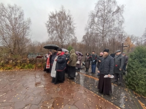 В Чистопольской епархии молитвенно почтили память жертв политических репрессий