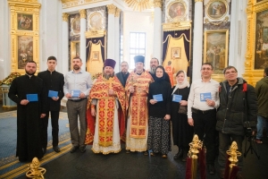 Первые выпускники Казанской школы звонарей получили свидетельства об окончании курсов колокольного звона и присвоении квалификации церковных звонарей