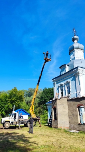 В храме с. Антоновка Спасского благочиния продолжаются ремонтные работы