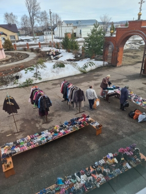 На территории храма Пресвятой Троицы с.Чистопольские Выселки прошла благотворительная ярмарка