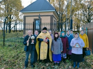 Молитвенно почтили память расстрелянного священника Константина Сергеева в с. Черемшан