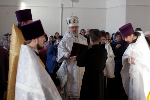 В храме Архистратига Божия Михаила с. Черемшан возобновились богослужения
