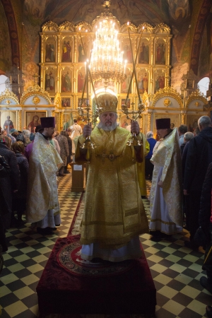 Архиерейское Богослужение в неделю 17-ю по Пятидесятнице, по Воздвижении