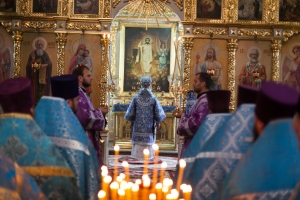 Божественная Литургия в день памяти иконы Божией Матери, именуемой