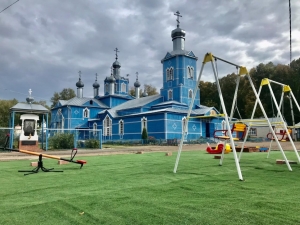 На территории Свято-Авраамиевского храма г. Болгара установлена детская площадка