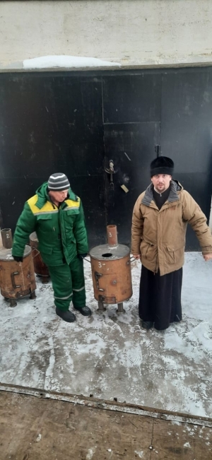 Приходы Нижнекамского благочиния принимают активное участие в сборе гуманитарной помощи для военнослужащих