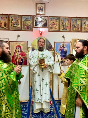 Престольный праздник: епископ Пахомий совершил Литургию в молитвенном доме в честь преподобного Сергия Радонежского