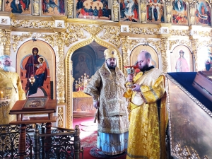 В день памяти всех преподобных отцов, в подвиге просиявших, епископ Игнатий совершил Божественную литургию в храме Покрова Пресвятой Богородицы с. Большое Афанасово