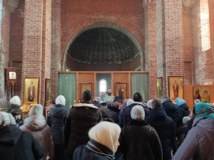 В день празднования Введения во храм Пресвятой Богородицы в храме Пресвятой Троицы с. Базарные Матаки прошло праздничное богослужение