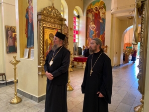 Епископ Пахомий посетил Воскресенский храм города Нижнекамска