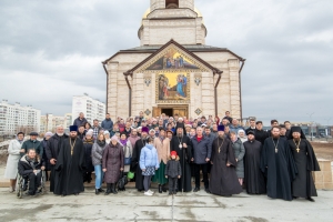 Епископ Пахомий совершил первую Литургию на Нижнекамской земле