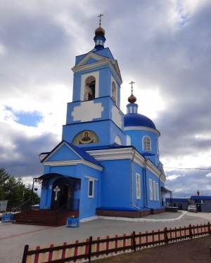 В праздник Рождества Пресвятой Богородицы епископ Игнатий совершил Божественную литургию в храме Покрова Божией Матери села Афанасово