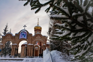 В приходе храма Воскресения Христова г.Нижнекамска проводится Рождественский конкурс на лучший пряничный домик