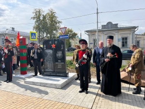 Благодарная память - епископ Пахомий принял участие в открытии памятника воинам 