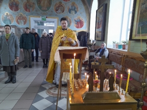 В Неделя 23-ю по Пятидесятнице в храме Пресвятой Троицы с.Чистопольские Выселки состоялось праздничное богослужение