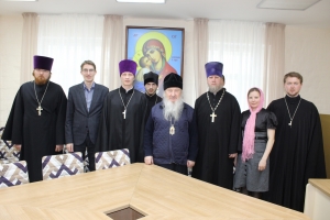 Митрополит Феофан встретился с руководителями и представителями молодежных отделов Чистопольской епархии