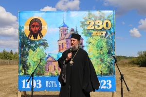 Большой праздник маленького села - епископ Пахомий возглавил престольные торжества в селе Караваево