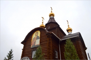 Престольный праздник отметил храм Романа Сладкопевца в Нижнекамске