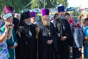 Участие епископа Пармена в открытии многофункционального центра в с. Ленино Новошешминского благочиния