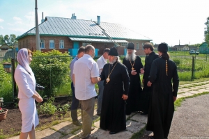 Епископ Пармен принял участие в совещании по поводу обустройства монастыря в с. Малый Толкиш