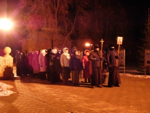 Не остави нас, Богородице!