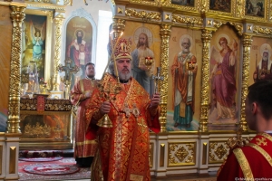 Епископ Пармен возглавил Богослужение на Радоницу