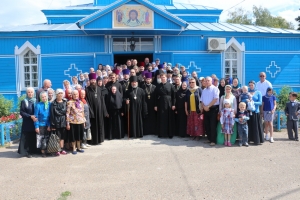 Епископ Пармен совершил Божественную литургию в Свято-Авраамиевском храме