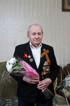 Поздравление ветерана Великой Отечественной войны с 90 - летним юбилеем