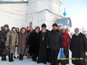 Цветут в Полянках чудные цветы